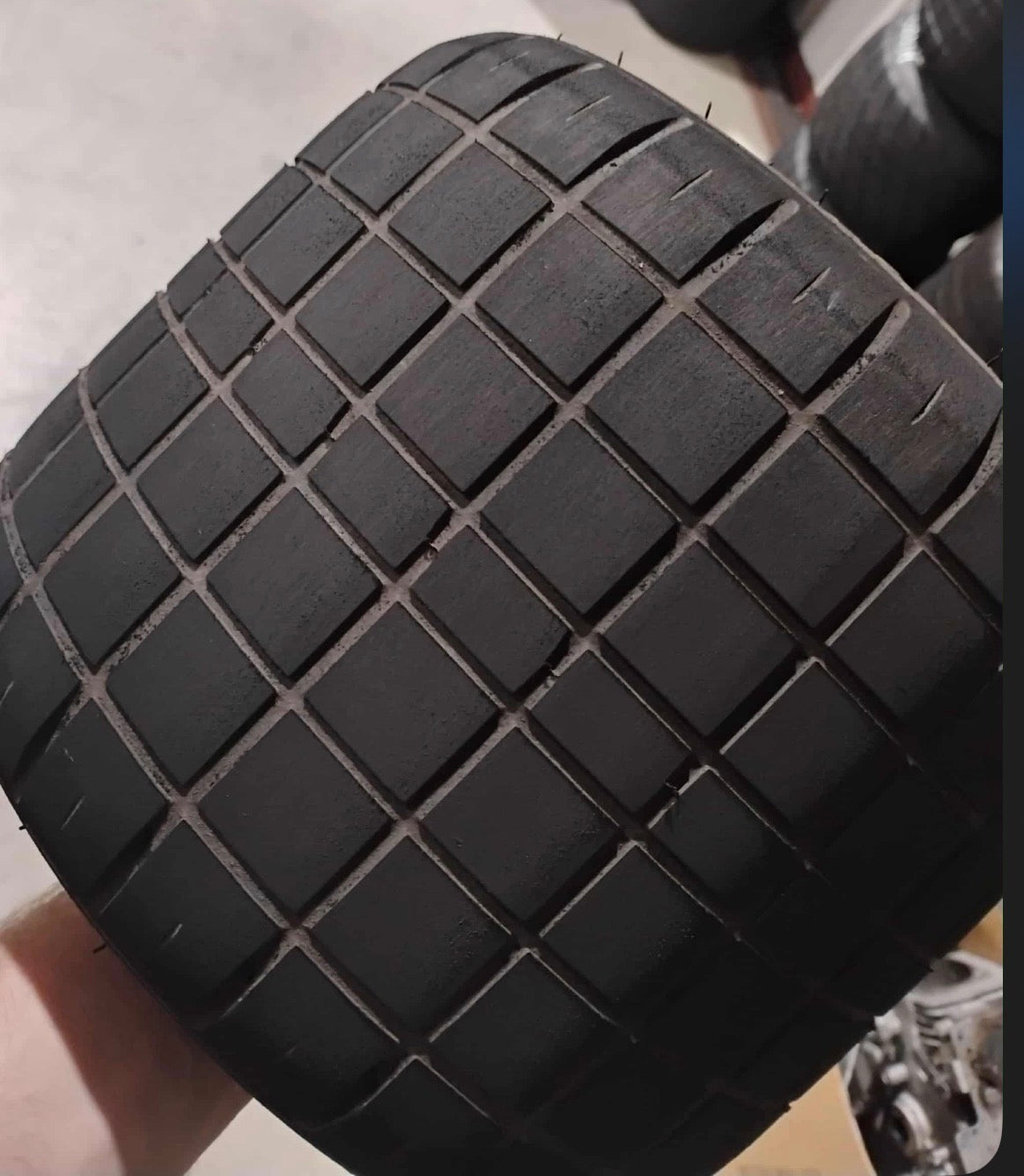 Tire Cutting
